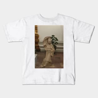 Stone sculptures from an Asian woman at Wat Pho Buddha temple.1 Kids T-Shirt